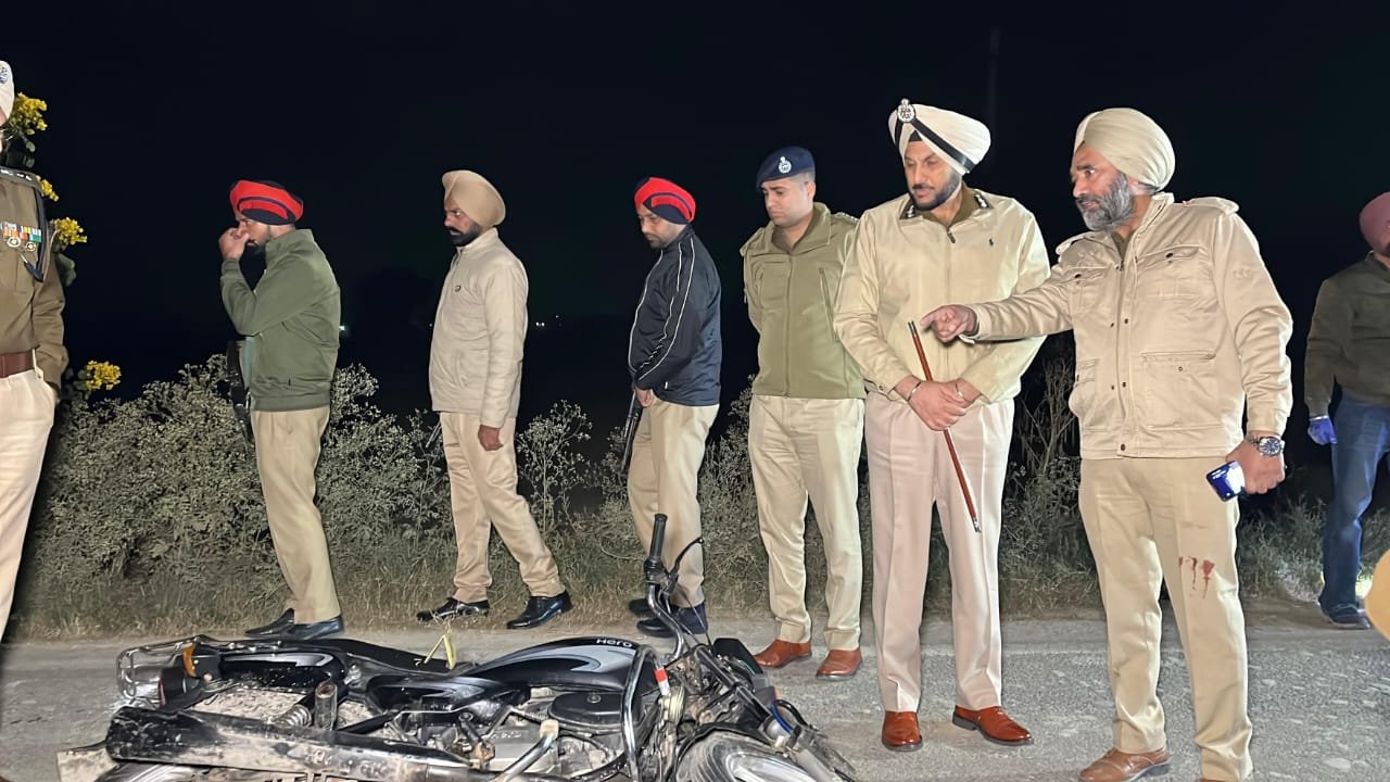 ਅੰਮ੍ਰਿਤਸਰ ‘ਚ ਪੁਲਿਸ ਤੇ ਸ਼ੂਟਰ ਵਿਚਾਲੇ ਗੋਲੀਬਾਰੀ, ਇੱਕ ਮੁਲਜ਼ਮ ਹੋਇਆ ਜ਼ਖਮੀ, ਮੁੱਖ ਆਰੋਪੀ ਦੀ ਭਾਲ ਜਾਰੀ