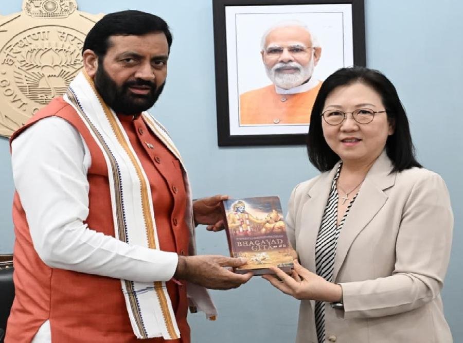 मुख्यमंत्री नायब सिंह सैनी ने टेस्ला को हरियाणा में मैन्युफैक्चरिंग यूनिट लगाने का दिया आमंत्रण