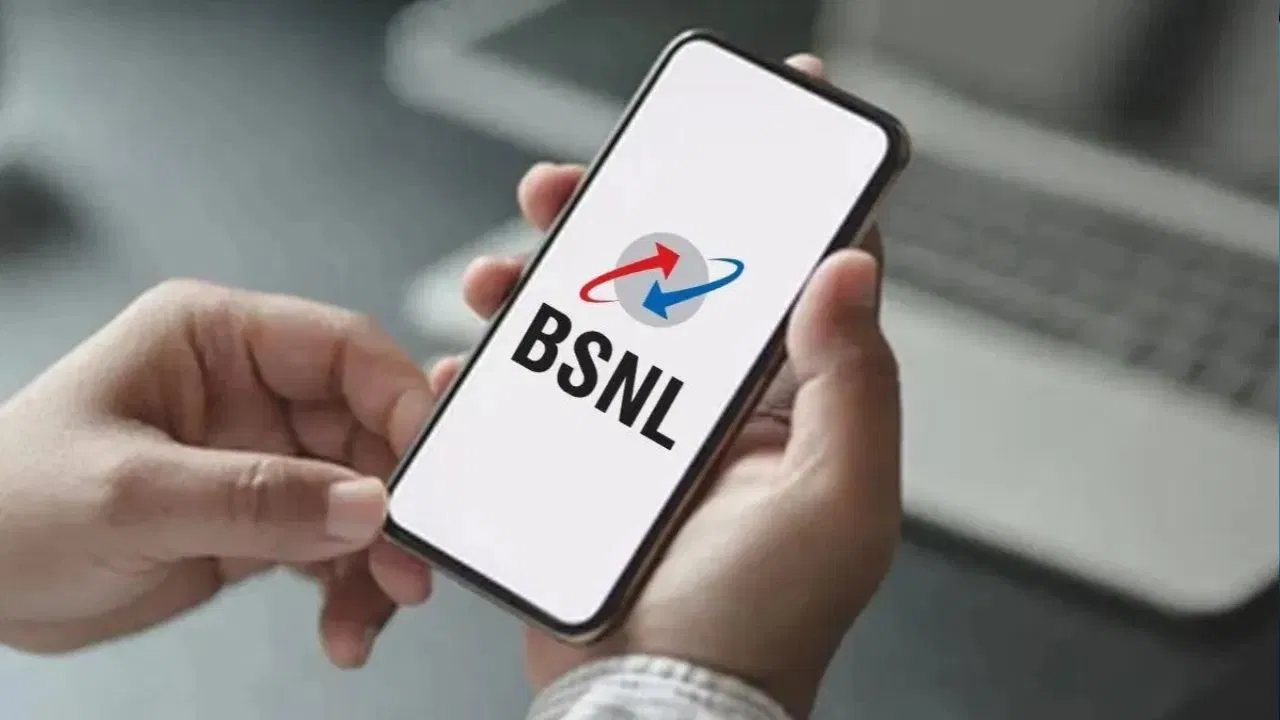 BSNL ਉਪਭੋਗਤਾਵਾਂ ਨੂੰ ਝਟਕਾ! ਕਈ ਰੀਚਾਰਜ ਪਲਾਨ ਬਿਨਾਂ ਕਿਸੇ ਕੀਮਤ ਵਾਧੇ ਦੇ 20% ਤੱਕ ਹੋ ਗਏ ਮਹਿੰਗੇ