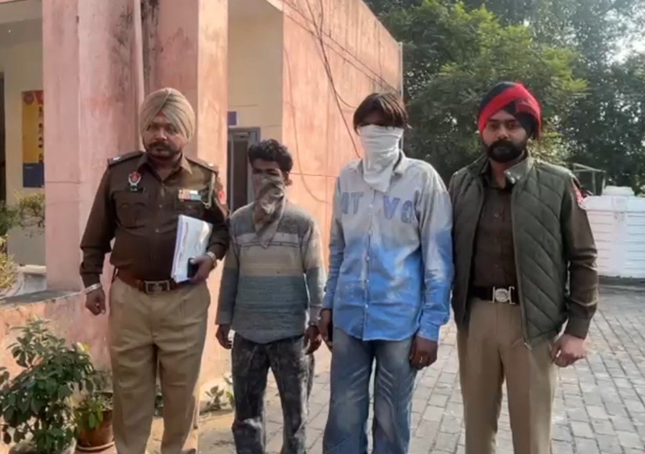 ਲੁਧਿਆਣਾ ਪੁਲਿਸ ਨੇ 2 ਲੁਟੇਰਿਆਂ ਨੂੰ ਕੀਤਾ ਗ੍ਰਿਫ਼ਤਾਰ, ਚੋਰੀ ਦੀ ਬਾਈਕ ਅਤੇ ਸਕੂਟੀ ਬਰਾਮਦ