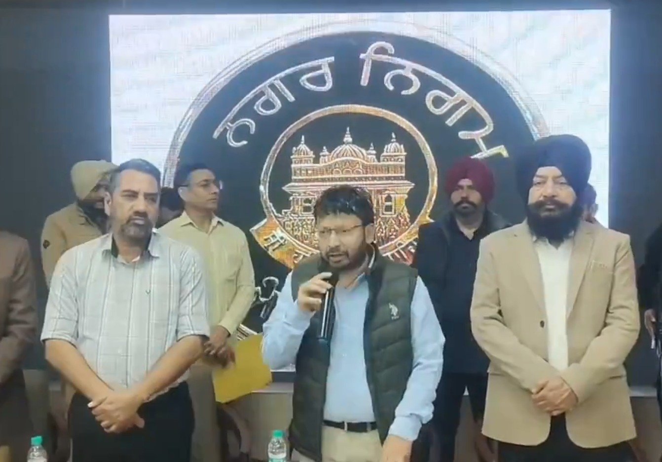 ਅੰਮ੍ਰਿਤਸਰ ‘ਚ 60 ਉਮੀਦਵਾਰਾਂ ਨੂੰ ਸੌਂਪੇ ਨਿਯੁਕਤੀ ਪੱਤਰ,ਮਿਸ਼ਨ ਰੁਜ਼ਗਾਰ ਤਹਿਤ ਦਿੱਤੀ ਗਈਆਂ ਨੌਕਰੀਆਂ