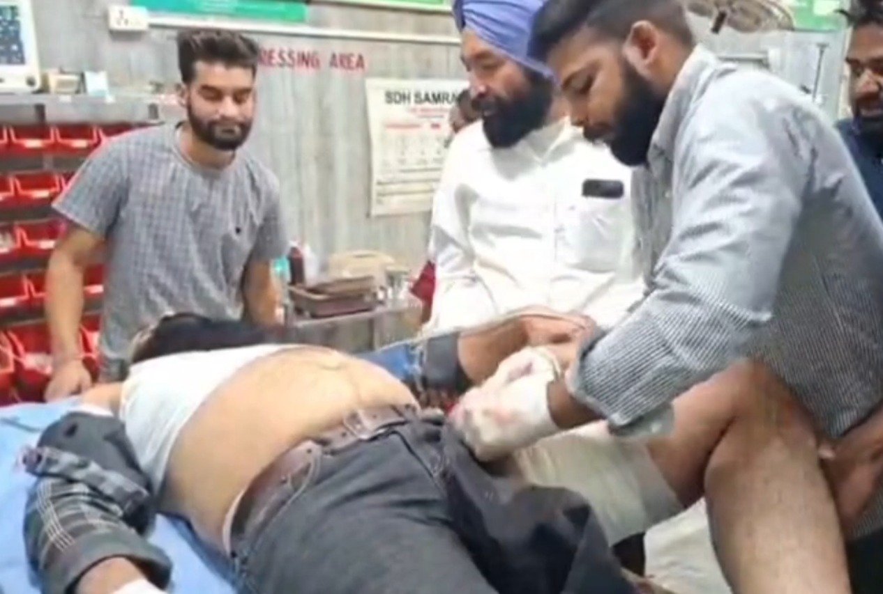 ਲੁਧਿਆਣਾ ‘ਚ ਟੋਲ ਪਲਾਜ਼ਾ ਮੈਨੇਜਰ ਨੂੰ ਗੋਲੀ ਮਾਰੀ, ਕਾਰ ‘ਚ ਆਏ 4 ਬਦਮਾਸ਼ਾਂ ਨੇ ਵਾਰਦਾਤ ਨੂੰ ਦਿੱਤਾ ਅੰਜ਼ਾਮ