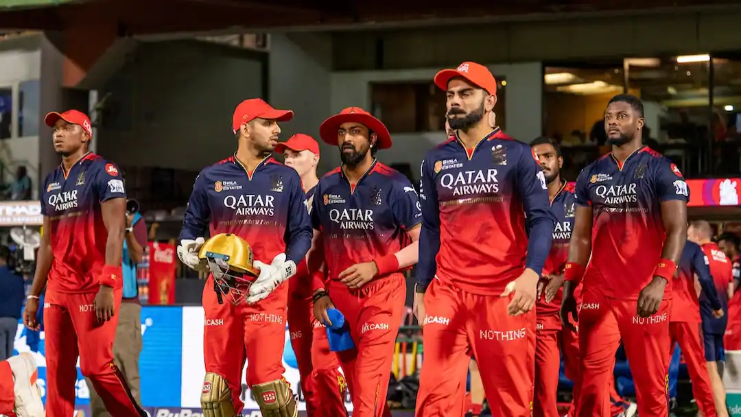 IPL 2026: ਆਈਪੀਐੱਲ ‘ਚ RCB ਨੇ ਦੋ ਗੰਭੀਰ ਅਪਰਾਧਿਕ ਮਾਮਲਿਆਂ ਦੇ ਬਾਵਜੂਦ ਖਿਡਾਰੀ ਨੂੰ ਕੀਤਾ ਰਿਟੇਨ, ਸੋਸ਼ਲ ਮੀਡੀਆ ‘ਤੇ ਮੱਚਿਆ ਹੰਗਾਮਾ; ਜਾਣੋ …