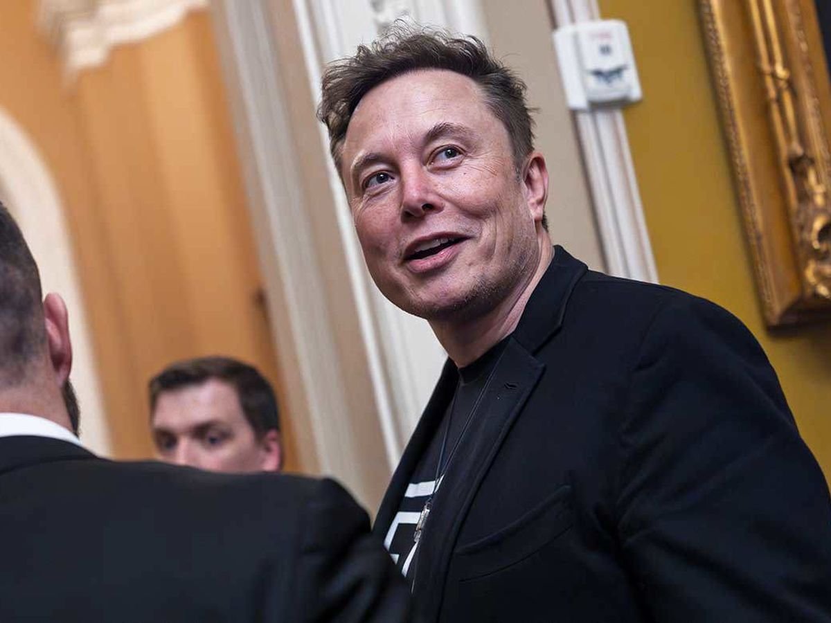 Elon Musk को मिला ₹8,86,87,50,00,00,0 का रिकॉर्ड सैलरी पैकज, एक दिन की तनख्वाह ₹240000000000 !