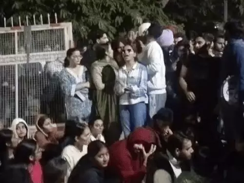 ਪੰਜਾਬ ਯੂਨੀਵਰਸਿਟੀ ਵਿਵਾਦ: ਵਿਦਿਆਰਥੀਆਂ ਦਾ ਧਰਨਾ ਜਾਰੀ, ਸੈਨੇਟ ਚੋਣਾਂ ਦੀ ਤਾਰੀਖ ਦੇ ਐਲਾਨ ਤੱਕ ਪ੍ਰਦਰਸ਼ਨ ਨਹੀਂ ਹੋਵੇਗਾ ਖਤਮ