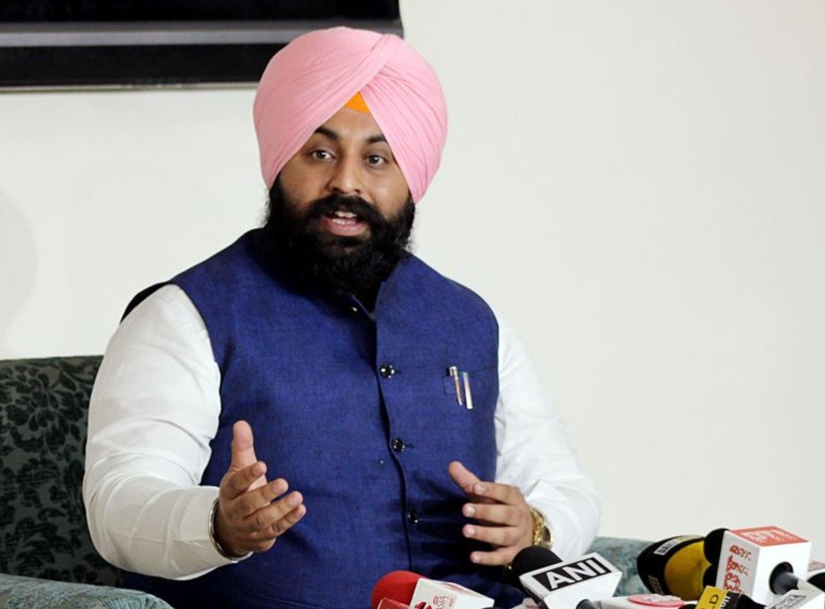 ਸ੍ਰੀ ਅਨੰਦਪੁਰ ਸਾਹਿਬ ਵਿਖੇ ਲੱਖਾਂ ਦੀ ਗਿਣਤੀ ‘ਚ ਪੁੱਜਣ ਵਾਲੀ ਸੰਗਤ ਦੀ ਸਹੂਲਤ ਲਈ “AnandpurSahib350.com” ਵੈਬਸਾਈਟ ਤੇ ਮੋਬਾਈਲ ਐਪ ਲਾਂਚ