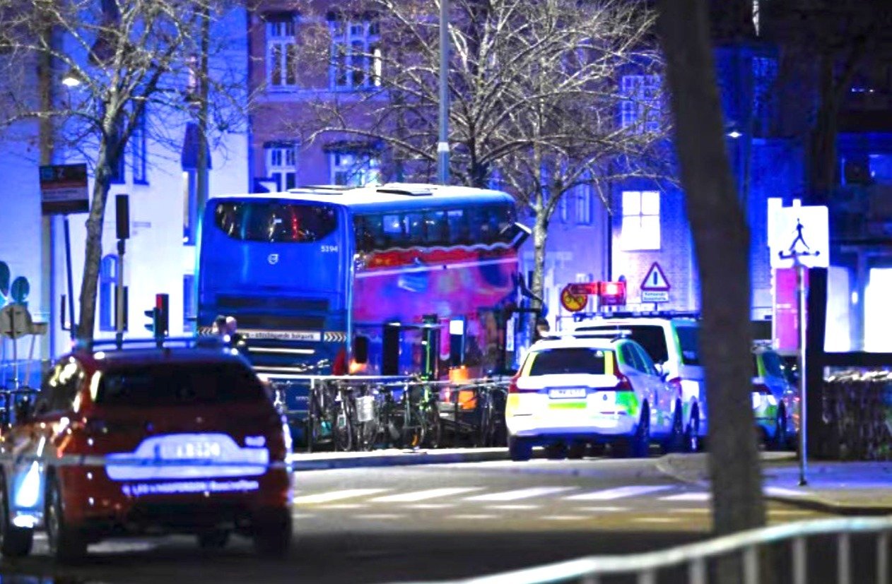 ਸਵੀਡਨ ਦੀ ਰਾਜਧਾਨੀ ਸਟਾਕਹੋਮ ‘ਚ ਦਰਦਨਾਕ ਹਾਦਸਾ: ਬੱਸ ਨੇ ਲੋਕਾਂ ਨੂੰ ਕੁਚਲਿਆ, 6 ਦੀ ਮੌਤ ਕਈ ਜ਼ਖਮੀ