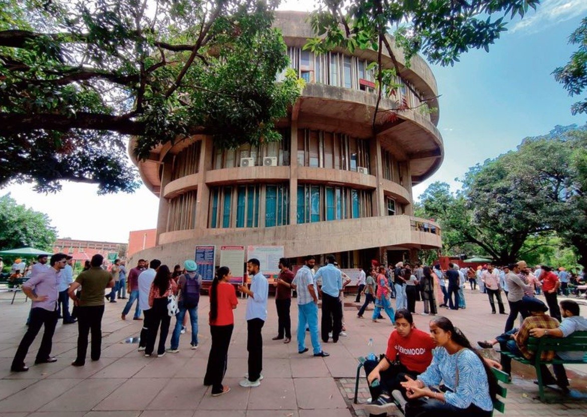 PU ‘ਤੇ ਕੇਂਦਰੀ ਸਿੱਖਿਆ ਮੰਤਰਾਲੇ ਦਾ ਨਵਾਂ ਨੋਟੀਫਿਕੇਸ਼ਨ ਜਾਰੀ, ਸੈਨੇਟ ਤੇ ਸਿੰਡੀਕੇਟ ਰਹਿਣਗੇ ਬਰਕਰਾਰ