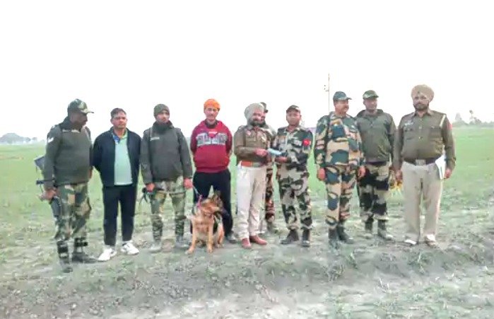 ਪੰਜਾਬ ਸਰਹੱਦ ‘ਤੇ BSF ਨੇ 2 ਸ਼ੱਕੀ ਵਿਅਕਤੀਆਂ ਨੂੰ ਕੀਤਾ ਕਾਬੂ, 2 ਡਰੋਨ ਕੀਤੇ ਜ਼ਬਤ