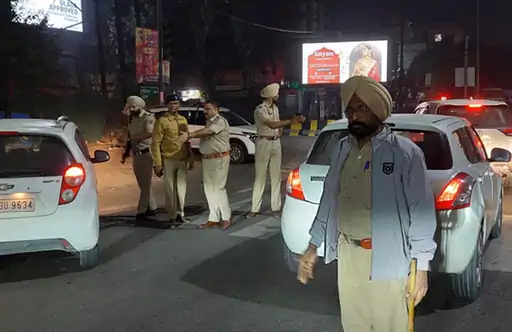 ਪੰਜਾਬ–ਹਿਮਾਚਲ ‘ਚ Red Alert: ਸੀ.ਪੀ.–ਐਸ.ਐਸ.ਪੀ. ਨੂੰ ਚੌਕਸ ਰਹਿਣ ਦੇ ਨਿਰਦੇਸ਼