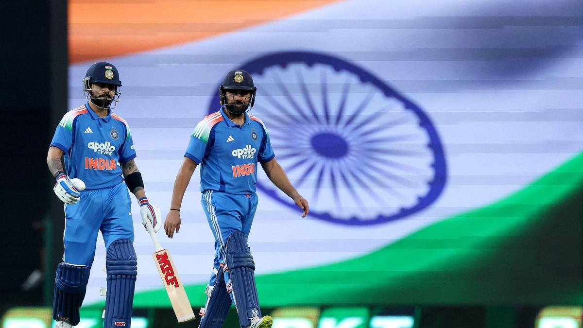 Year Ender 2025: वनडे फॉर्मेट में इंडियन क्रिकेट टीम ने किया कमाल, RO KO के इलावा चमके ये सितारे