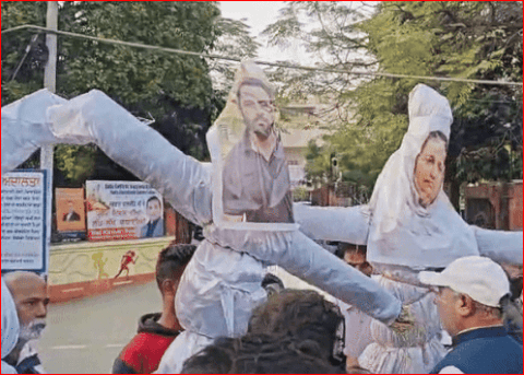 ਮੂਸੇਵਾਲਾ ਦੀ ਮਾਂ ਦਾ ਪੁਤਲਾ ਸਾੜਿਆ, 10 ਲੱਖ ਰੁਪਏ ਦਾ ਨੋਟਿਸ, ਪੁੱਛਿਆ ਗਿਆ – ਇਹ ਕਿਸ ਦੇ ਇਸ਼ਾਰੇ ‘ਤੇ ਕੀਤਾ ਗਿਆ
