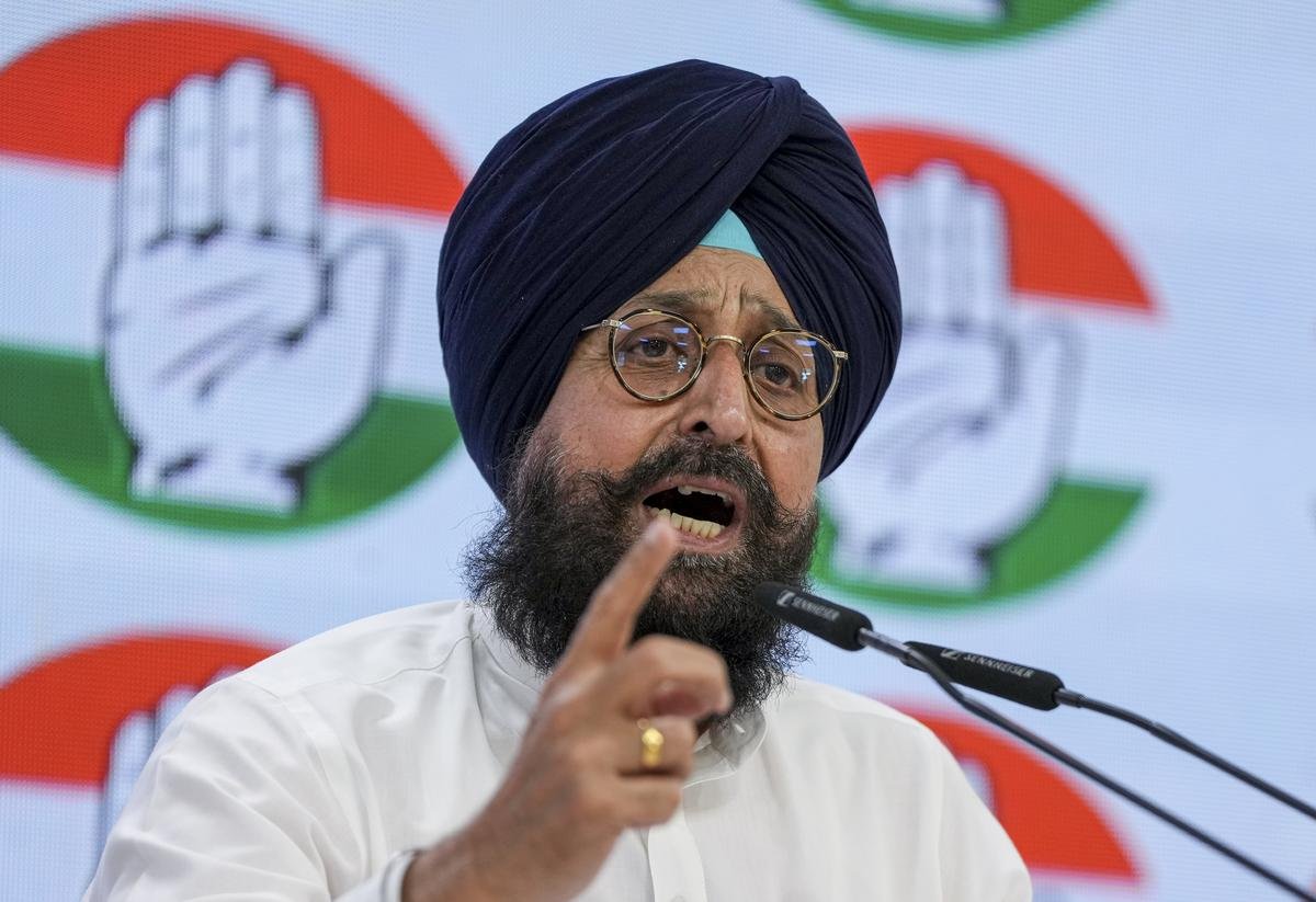 ਪੰਜਾਬ ‘ਚ ਜ਼ਿਲ੍ਹਾ ਪ੍ਰੀਸ਼ਦ ਚੋਣਾਂ ਨੂੰ ਲੈ ਕੇ ਕਾਂਗਰਸ ਨੇ ਹਾਈ ਕੋਰਟ ਦਾ ਖੜਕਾਇਆ ਦਰਵਾਜ਼ਾ, ਨਾਮਜ਼ਦਗੀ ਦਾ ਸਮਾਂ ਵਧਾਉਣ ਦੀ ਕੀਤੀ ਮੰਗ