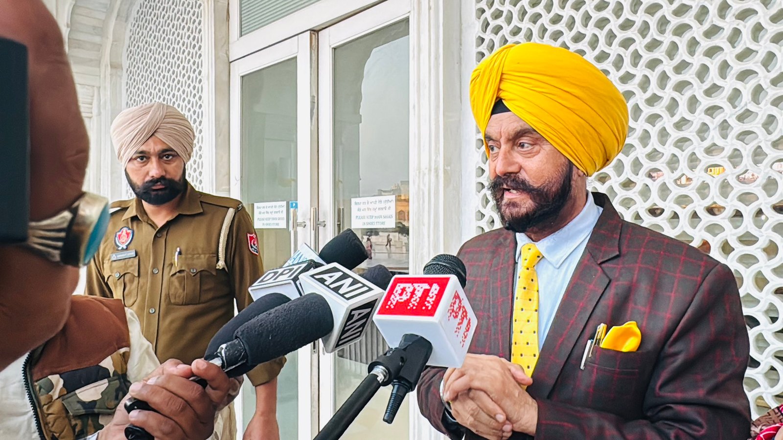 ਪੰਜਾਬ ਰਾਜ ਮਨੁੱਖੀ ਅਧਿਕਾਰ ਕਮਿਸ਼ਨ ਨੇ ਮਨੁੱਖੀ ਅਧਿਕਾਰਾਂ ਦੀ ਸੁਰੱਖਿਆ ਨੂੰ ਮਜ਼ਬੂਤ ਕਰਨ ਲਈ ਜ਼ਿਲ੍ਹਾ ਪੱਧਰੀ ਕੋਰ ਗਰੁੱਪਾਂ ਦਾ ਕੀਤਾ ਐਲਾਨ