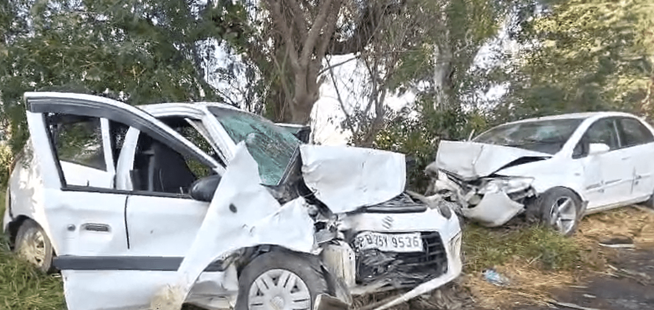 ਗੁਰਦਾਸਪੁਰ ਵਿੱਚ ਬੀਤੀ ਰਾਤ ਸੜਕ ਹਾਦਸਾ,ਦੋ ਕਾਰਾਂ ਦੀ ਆਹਮੋ-ਸਾਹਮਣੇ ਟੱਕਰ