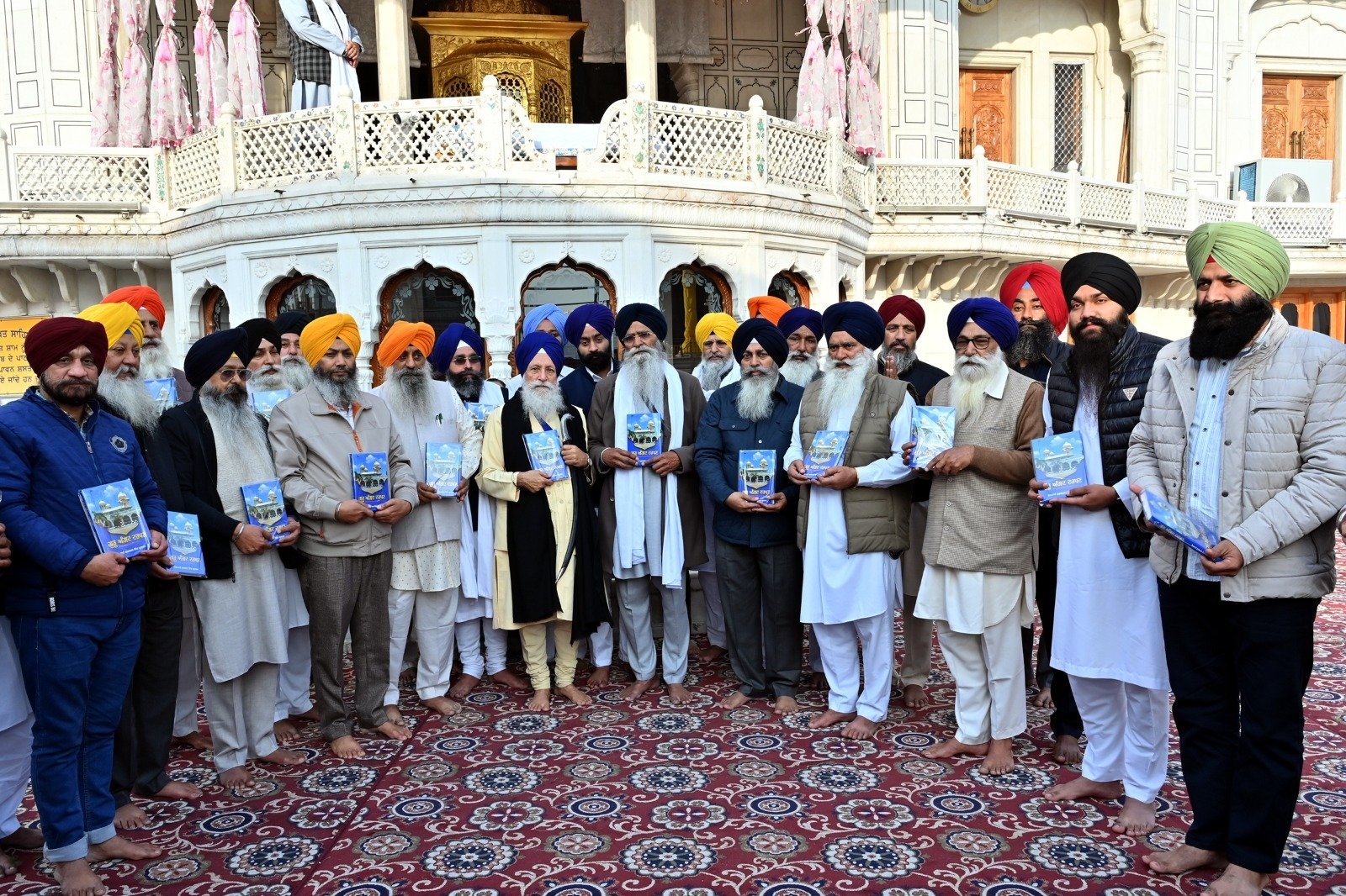 ਗਿਆਨੀ ਗੁਰਬਖ਼ਸ਼ ਸਿੰਘ ਗੁਲਸ਼ਨ ਦੀ ਪੁਸਤਕ ‘ਜੀਵਨ ਗਾਥਾ ਸ੍ਰੀ ਗੁਰੂ ਅੰਗਦ ਦੇਵ ਜੀ’ ਐਡਵੋਕੇਟ ਧਾਮੀ ਵੱਲੋਂ ਸੰਗਤ ਅਰਪਣ