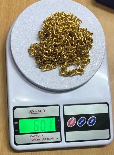 ਲੁਧਿਆਣਾ DRI ਦੀ ਸੋਨਾ ਤਸਕਰ ‘ਤੇ ਨਕੇਲ, ਗਿਰੋਹ ਦੇ ਇੱਕ ਮੈਂਬਰ ਕੋਲੋਂ ਕੀਤਾ 80 ਲੱਖ ਰੁਪਏ ਦੀ ਕੀਮਤ ਦਾ ਸੋਨਾ ਜ਼ਬਤ