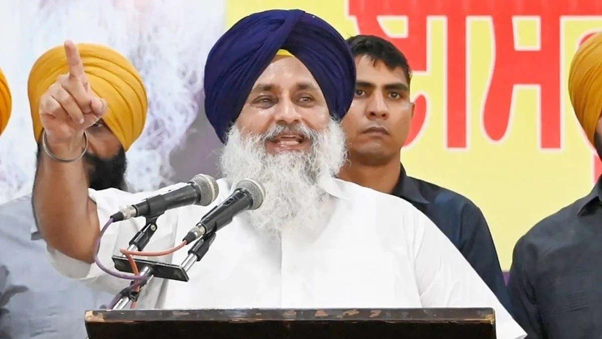 ਲੁਧਿਆਣਾ ਗੋਲੀਬਾਰੀ ਘਟਨਾ ਨੂੰ ਲੈਕੇ ਸੁਖਬੀਰ ਬਾਦਲ ਨੇ ਪੰਜਾਬ ਸਰਕਾਰ ‘ਤੇ ਸਾਧਿਆ ਨਿਸ਼ਾਨਾ, ਗੈਂਗਸਟਰਾਂ ਨੂੰ ਪਨਾਹ ਦੇਣ ਦੇ ਲਗਾਏ ਇਲਜ਼ਾਮ