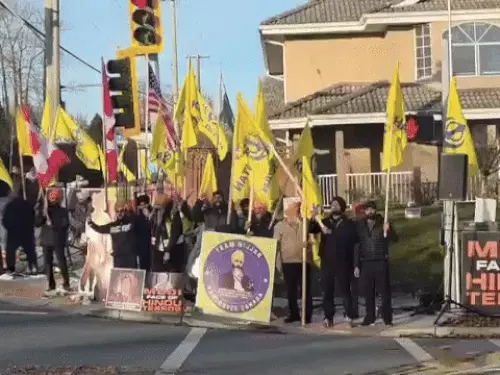 ਕੈਨੇਡਾ ਵਿੱਚ ਗਰਮਖਿਆਲੀ ਸਮਰਥਕਾਂ ਨੇ ਭਾਰਤ ਵਿਰੋਧੀ ਨਾਅਰੇ ਲਗਾਏ; ਪ੍ਰਧਾਨ ਮੰਤਰੀ ਮੋਦੀ ਅਤੇ ਰੱਖਿਆ ਮੰਤਰੀ ਰਾਜਨਾਥ ਸਿੰਘ ਨੂੰ ਹਿੰਦੂ ਅੱਤਵਾਦੀ ਕਿਹਾ