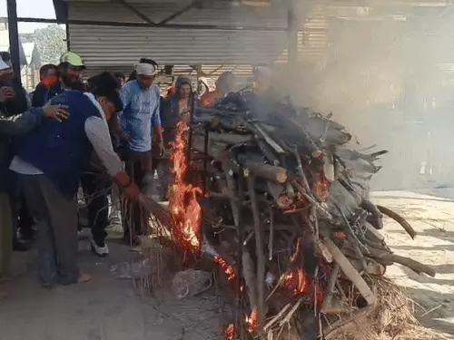 ਚੰਡੀਗੜ੍ਹ ‘ਚ ਹੋਇਆ ਇੰਦਰਜੀਤ ਸਿੰਘ ਪੈਰੀ ਦਾ ਅੰਤਿਮ ਸਸਕਾਰ, ਭਰਾ ਨੇ ਦਿੱਤੀ ਚਿਤਾ ਨੂੰ ਅਗਨੀ