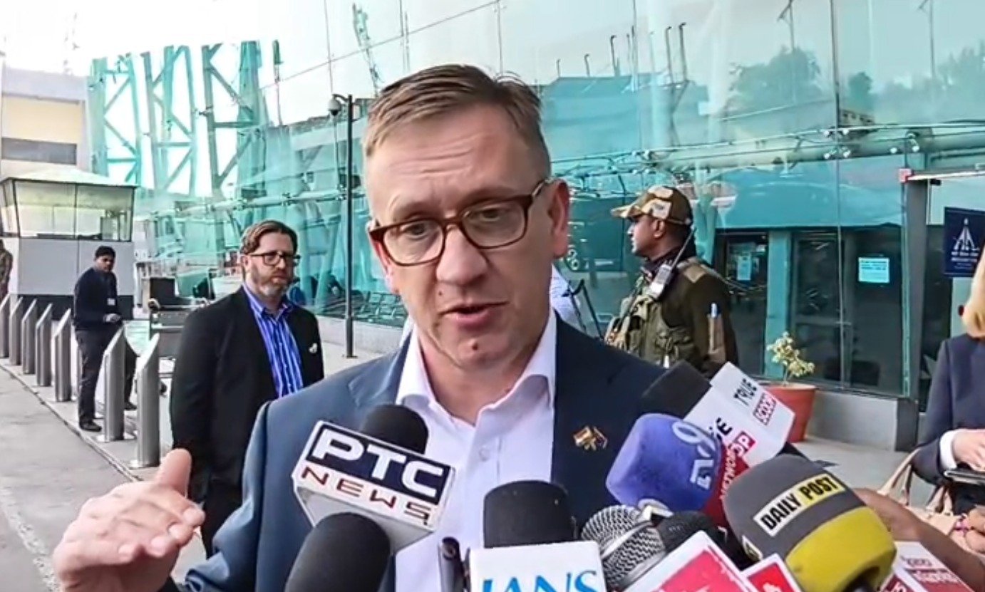 ਅੰਮ੍ਰਿਤਸਰ ‘ਚ ਪਹੁੰਚੇ ਆਸਟ੍ਰੇਲੀਆਈ ਮੰਤਰੀ ਜੂਲੀਅਨ ਹਿੱਲ, ਭਲਕੇ ਸੱਚਖੰਡ ਸ੍ਰੀ ਹਰਿਮੰਦਰ ਸਾਹਿਬ ਹੋਣਗੇ ਨਤਮਸਤਕ