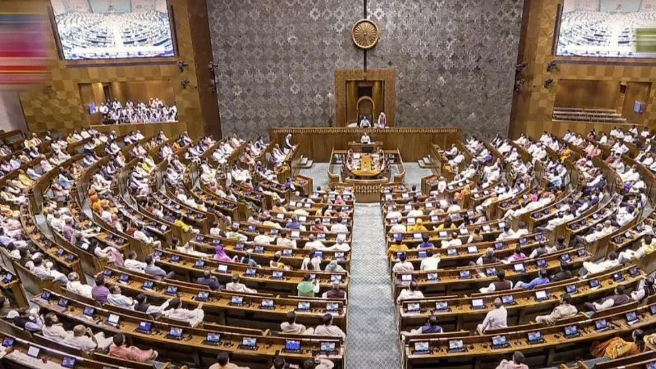 ਕੀ ਰਾਜ ਸਿੱਖਿਆ ਬੋਰਡਾਂ ਦਾ CBSE ਵਿੱਚ ਰਲੇਵਾਂ ਹੋ ਜਾਵੇਗਾ? ਇਹ ਸਵਾਲ ਸੰਸਦ ਵਿੱਚ ਉਠਾਇਆ ਗਿਆ ਸੀ, ਜਾਣੋ ਸਰਕਾਰ ਦਾ ਜਵਾਬ