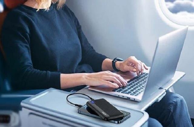 Flight ਵਿੱਚ ਲੈ ਕੇ ਜਾ ਸਕਦੇ ਹੋ Power Bank ! ਸਰਕਾਰ ਦਾ ਨਵਾਂ ਨਿਯਮ ਜਾਣੋ