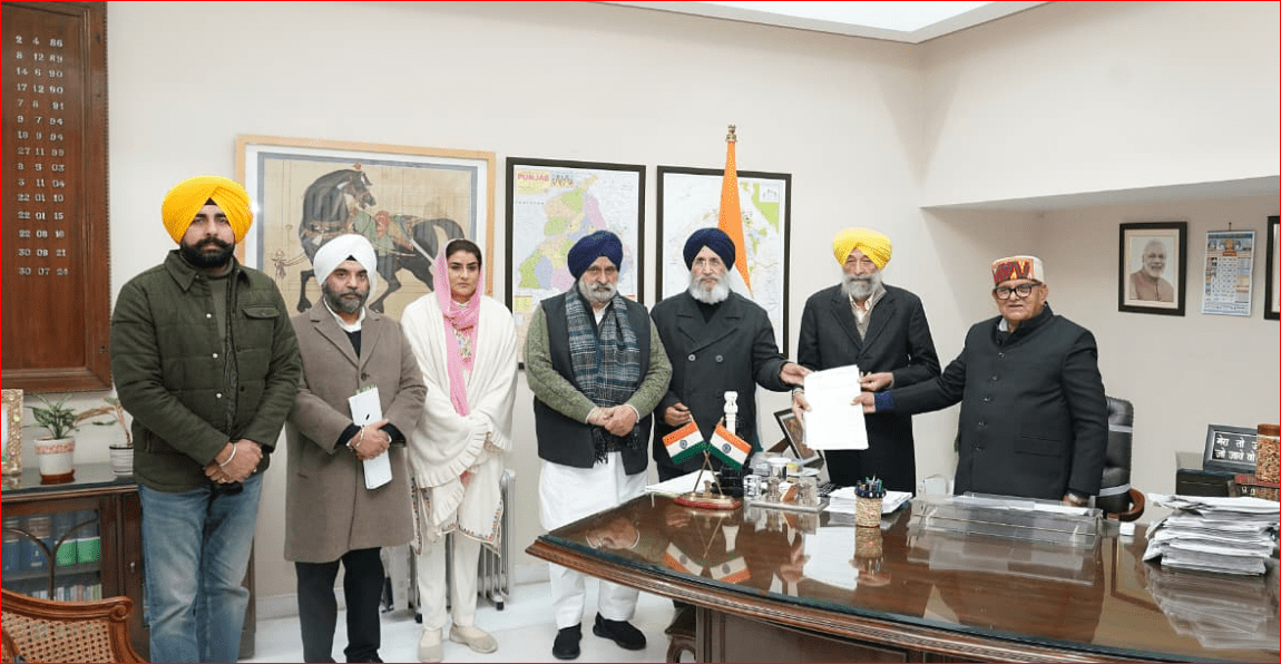 Shiromani Akali Dal ਦੇ ਵਫ਼ਦ ਨੇ ਪੰਜਾਬ ਦੇ ਰਾਜਪਾਲ ਗੁਲਾਬ ਚੰਦ ਕਟਾਰੀਆ ਨਾਲ ਕੀਤੀ ਮੁਲਾਕਾਤ