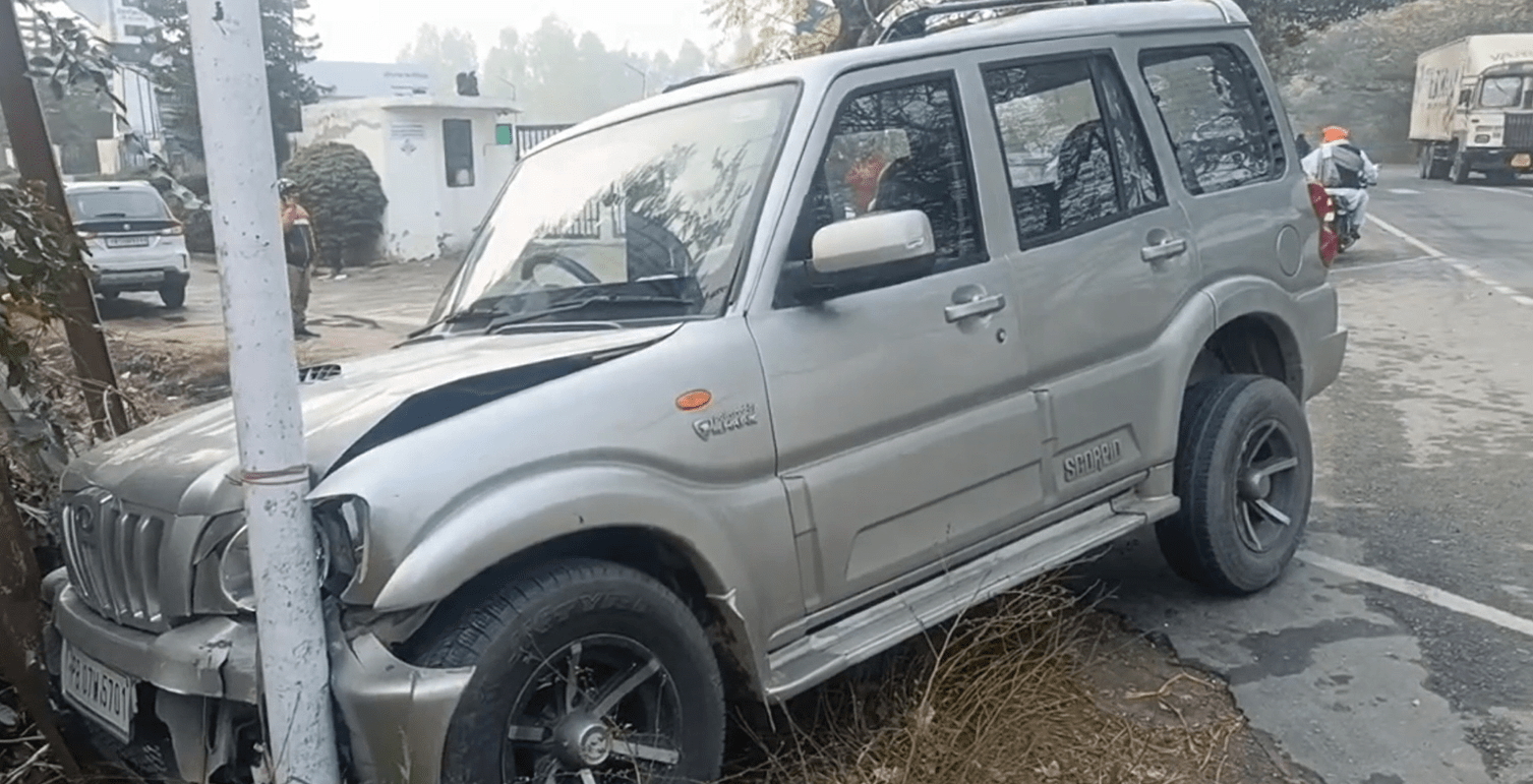 ਸੜਕ ਹਾਦਸੇ ਵਿੱਚ ਫੌਜ ਦਾ ਸੇਵਾਮੁਕਤ ਪੁੱਤਰ ਪਿਤਾ ਅਤੇ ਜ਼ਖਮੀ