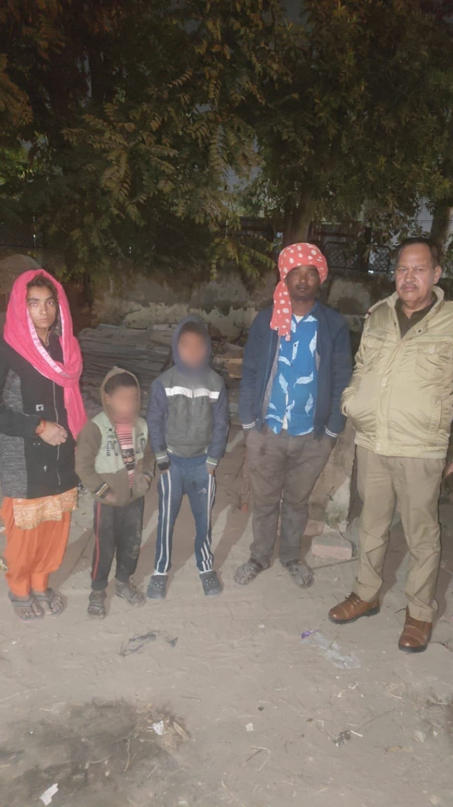 सेक्टर-7 से लापता हुए दो मासूम भाइयों को पुलिस ने चंद घंटों में ढूंढकर परिजनों से मिलवाया