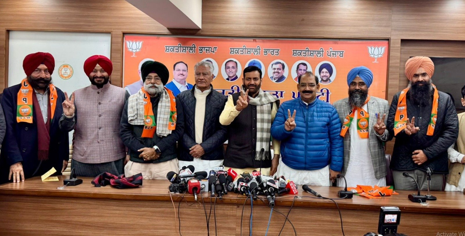 ਪੰਜਾਬ ‘ਚ ਵੱਡੀ ਸਿਆਸੀ ਹਲਚਲ, BJP ‘ਚ 4 ਦਿੱਗਜ਼ ਮੰਤਰੀਆਂ ਨੇ ਮਾਰੀ ਐਂਟਰੀ