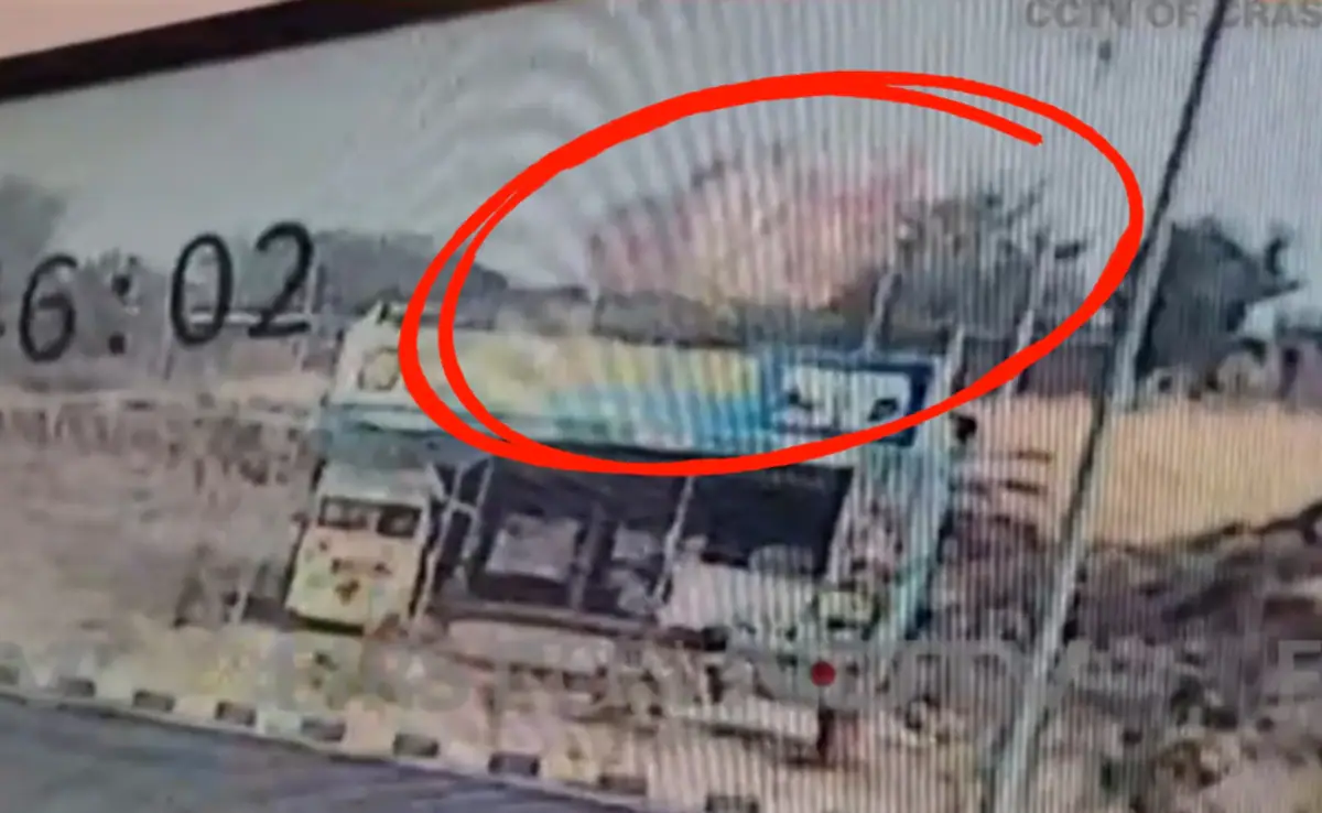 Baramati Plane Crash: ਅਜੀਤ ਪਵਾਰ ਦੇ ਜਹਾਜ਼ ਹਾਦਸੇ ਦੀ ਪਹਿਲੀ CCTV ਫੁਟੇਜ ਆਈ ਸਾਹਮਣੇ, ਦੇਖ ਕੰਬ ਜਾਵੇਗੀ ਰੂਹ