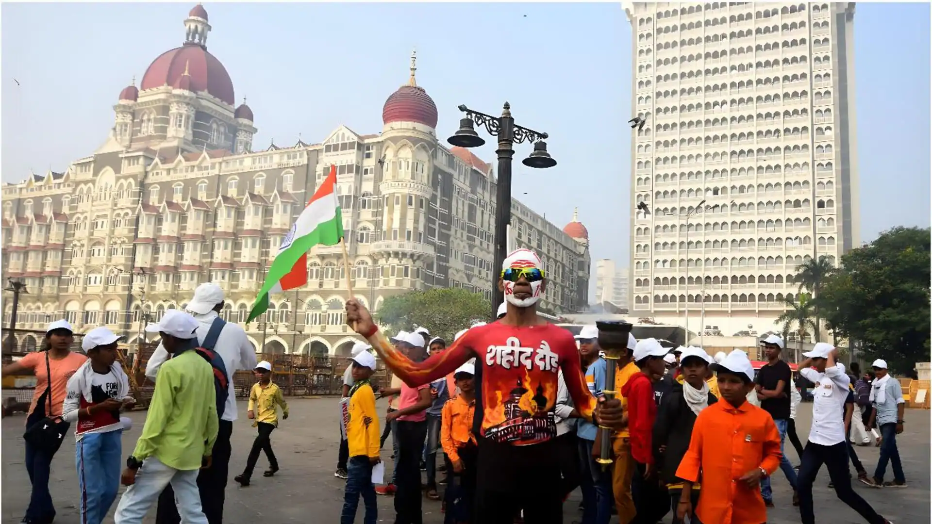 आतंक के साए से सुरक्षा कवच तक: कैसे बदली मुंबई की तस्वीर