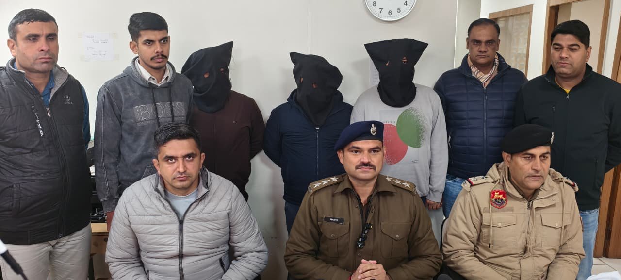 पंचकूला में वूमन प्रीमियर लीग के मैचों पर ऑनलाइन सट्टा लगाने वाले एक हाई-टेक गिरोह का पर्दाफाश, 7 गिरफ्तार