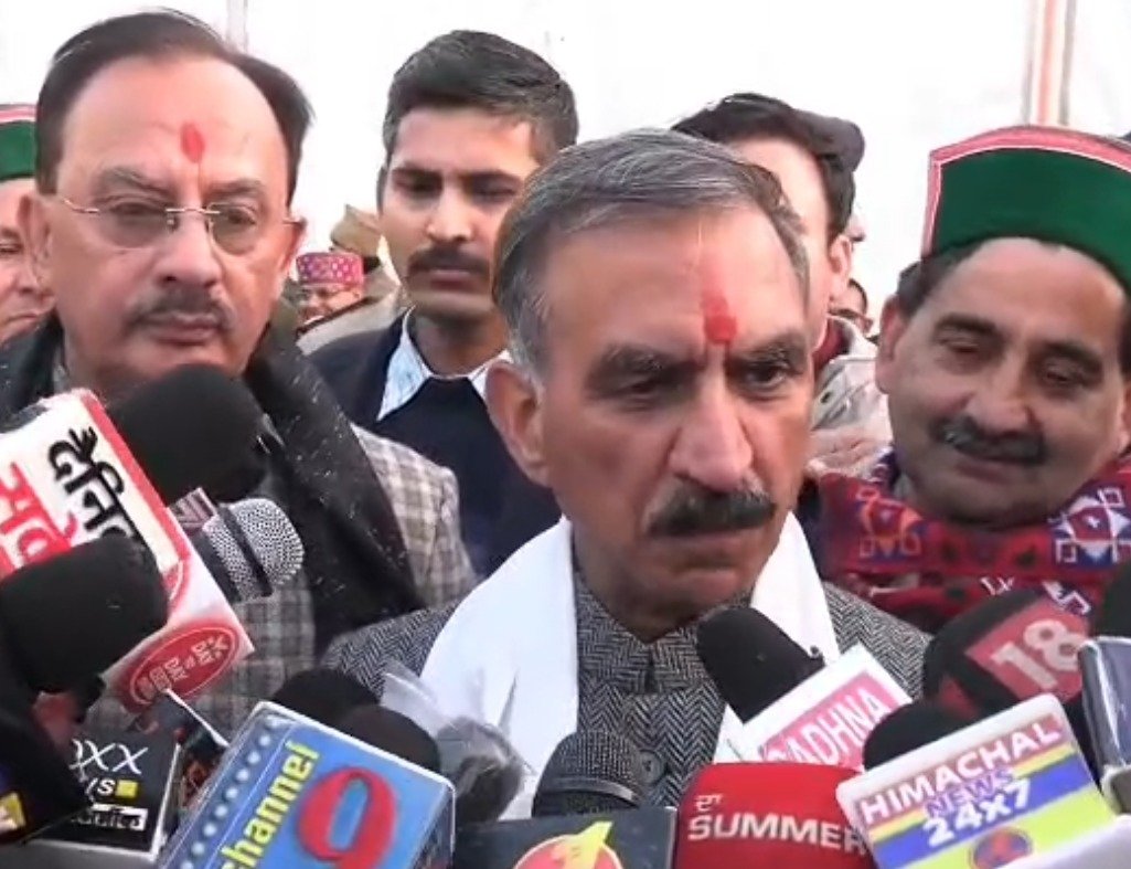 CM सुक्खू ने की MSME फेस्ट 2026 की शुरुआत, हिमाचली शॉल प्रदर्शनी के गिनीज बुक वर्ल्ड रिकॉर्ड में शामिल होने पर दी बधाई