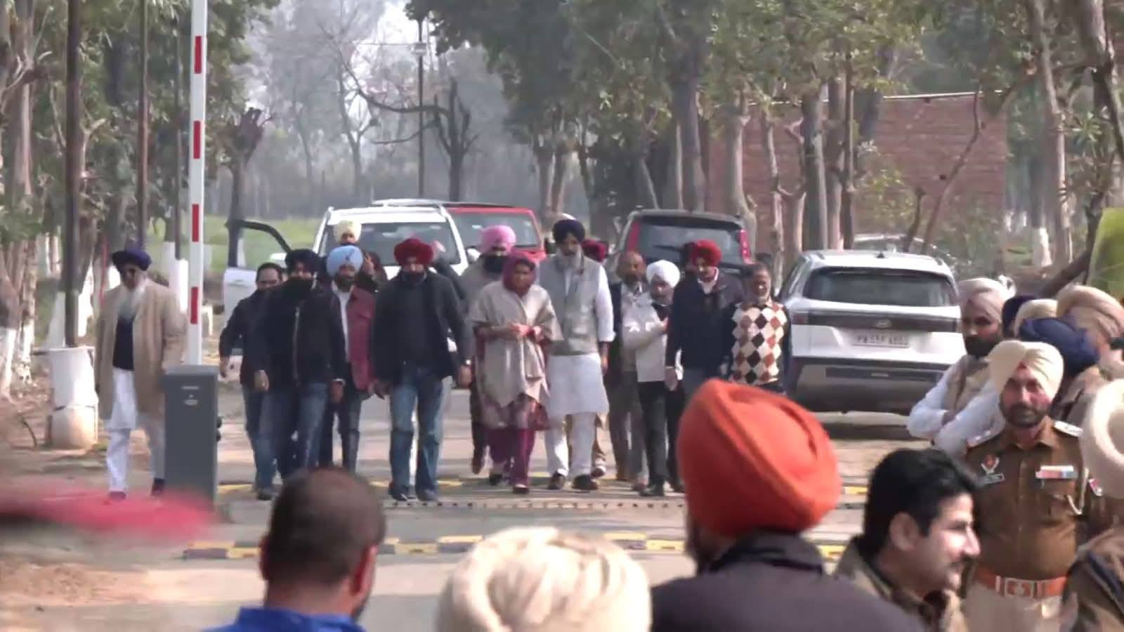 Bikram Singh Majithia Release: ਮਾਝੇ ਦੇ ਜਰਨੈਲ ਦੀ ਰਿਹਾਈ, ਨਾਭਾ ਜੇਲ੍ਹ ‘ਚੋ ਬਾਹਰ ਆਏ ਅਕਾਲੀ ਆਗੂ ਬਿਕਰਮ ਸਿੰਘ ਮਜੀਠੀਆ