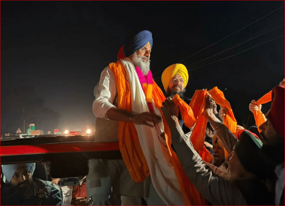ਬਿਕਰਮ ਸਿੰਘ ਮਜੀਠੀਆ ਦਾ ਅੰਮ੍ਰਿਤਸਰ ਪੁੱਜਣ ‘ਤੇ ਅਕਾਲੀ ਆਗੂਆਂ ਤੇ ਵਰਕਰਾਂ ਵਲੋਂ ਸ਼ਾਨਦਾਰ ਸਵਾਗਤ