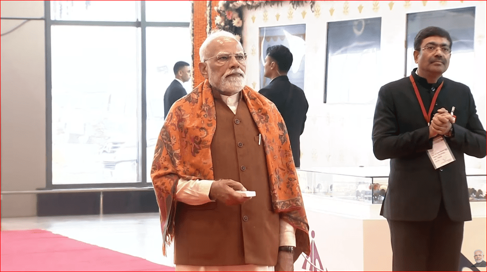 ਡੇਰਾ ਬੱਲਾਂ ਪਹੁੰਚੇ ਪ੍ਰਧਾਨ ਮੰਤਰੀ ਮੋਦੀ, ਆਦਮਪੁਰ ਹਵਾਈ ਅੱਡੇ ਦਾ ਨਾਮ ਬਦਲਿਆ, ਹਲਵਾਰਾ ਹਵਾਈ ਅੱਡੇ ਦਾ ਕੀਤਾ ਉਦਘਾਟਨ