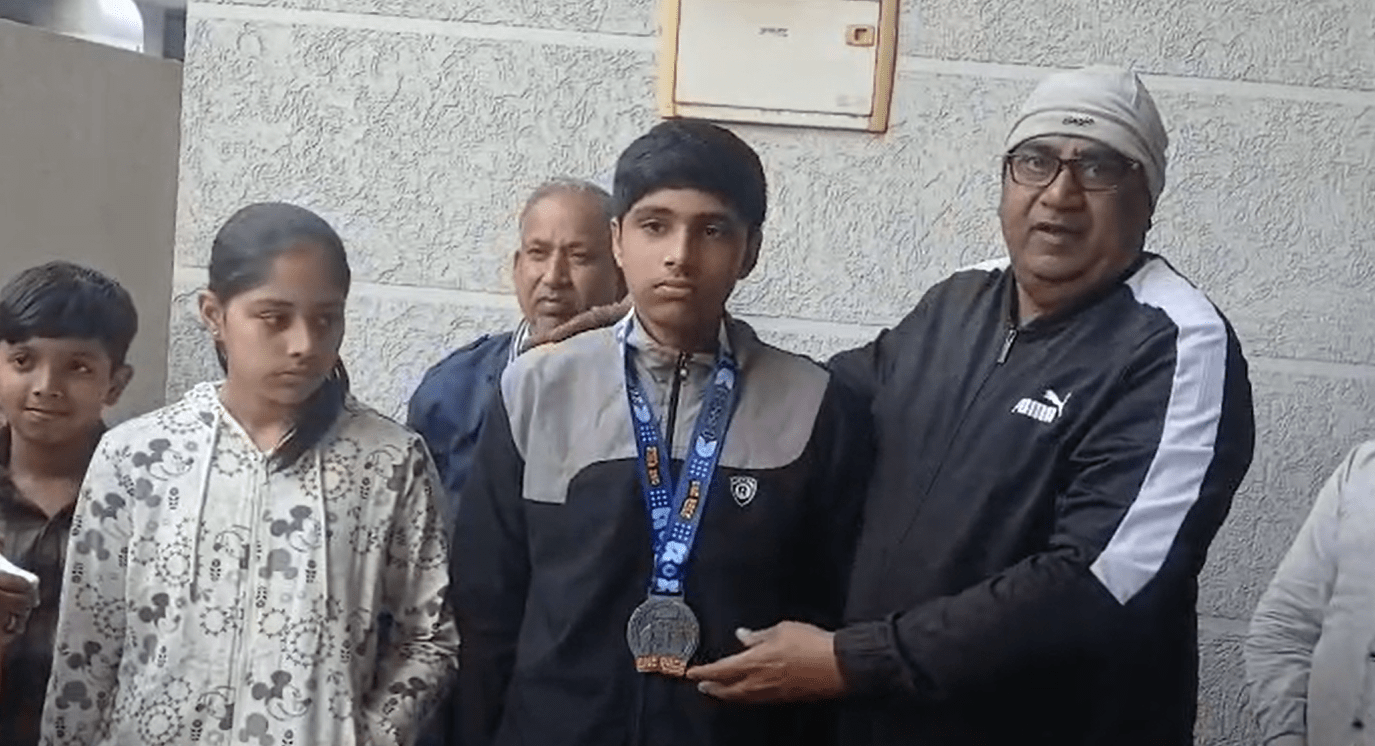 नशे व डोपिंग में अपना कैरियर बर्बाद न करें, करें कड़ी मेहनत : कोच राजेश