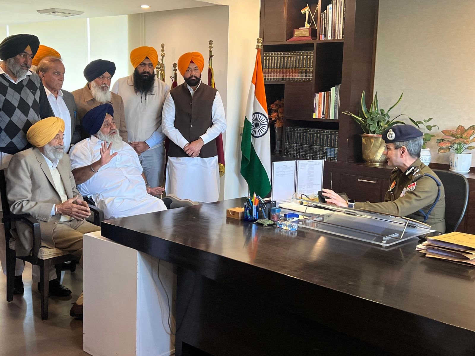 ਸ਼੍ਰੋਮਣੀ ਅਕਾਲੀ ਦਲ ਨੇ ਡੀ.ਜੀ.ਪੀ. ਦਫ਼ਤਰ ਲਾਇਆ ਪੱਕਾ ਧਰਨਾ