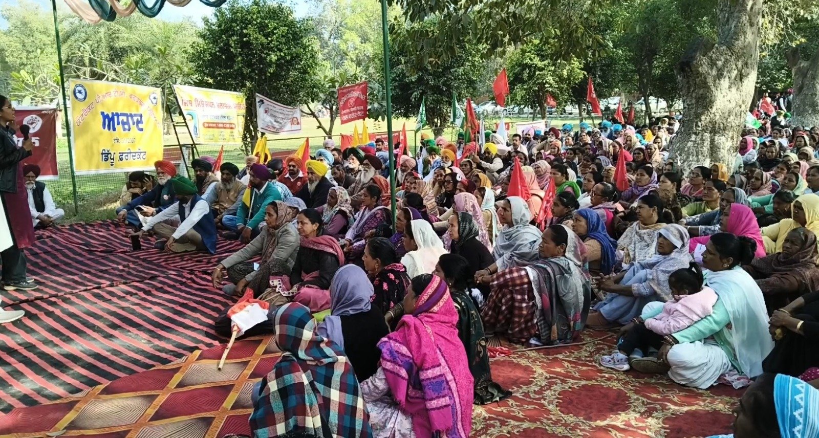 ਫਰੀਦਕੋਟ ‘ਚ ਦੇਸ਼ਵਿਆਪੀ ਹੜਤਾਲ ਦੌਰਾਨ ਕੇਂਦਰ ਖ਼ਿਲਾਫ਼ ਪ੍ਰਦਰਸ਼ਨ, ਭਾਰਤ-ਅਮਰੀਕਾ ਟਰੇਡ ਸਮਝੌਤੇ ‘ਤੇ ਕਿਸਾਨ ਆਗੂਆਂ ਦੇ ਤਿੱਖੇ ਹਮਲੇ