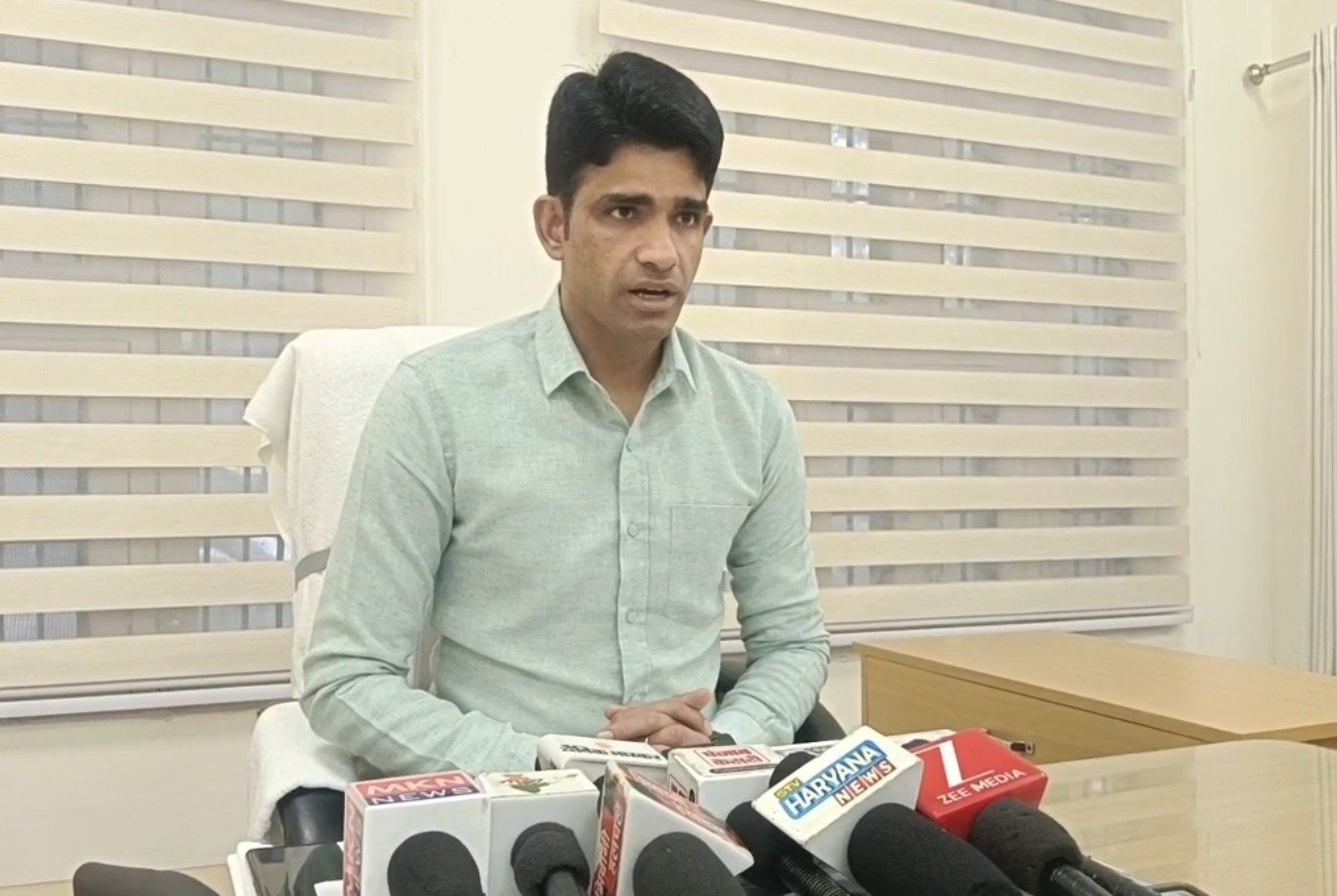 भिवानी में ट्रैक्टर सब्सिडी के लिए ड्रा: 1209 में से 84 किसानों की लगी लॉटरी