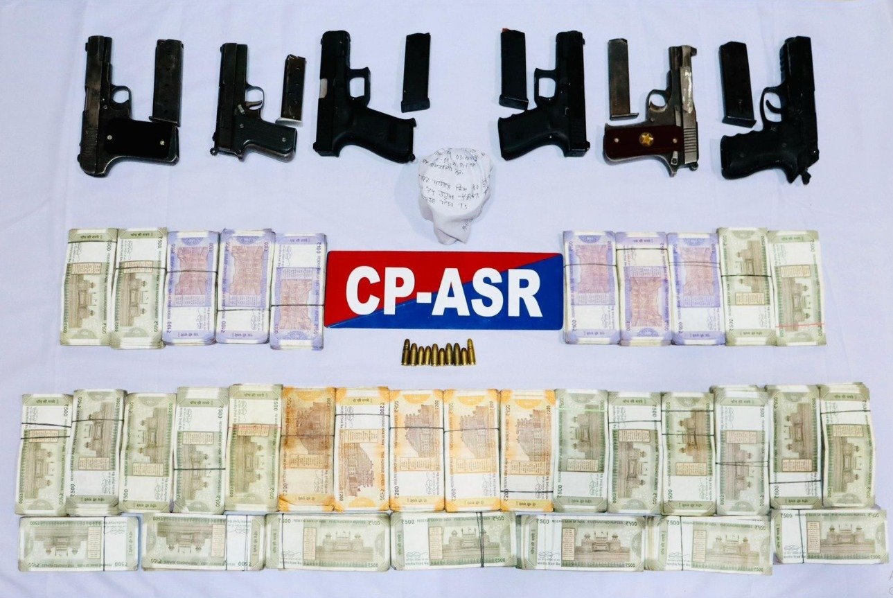 ਪੰਜਾਬ ਪੁਲਿਸ ਦੀ ਵੱਡੀ ਕਾਰਵਾਈ: 5 ਤਸਕਰ ਗ੍ਰਿਫ਼ਤਾਰ, ਹਥਿਆਰ ਤੇ ਹੈਰੋਇਨ ਬਰਾਮਦ