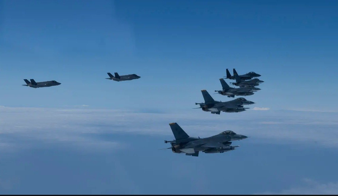 ਮੱਧ ਪੂਰਬ ਵੱਲ ਅਮਰੀਕਾ ਦੇ 50 ਤੋਂ ਵੱਧ ਲੜਾਕੂ ਜਹਾਜ਼ ਰਵਾਨਾ, ਤਣਾਅ ਵਧਿਆ