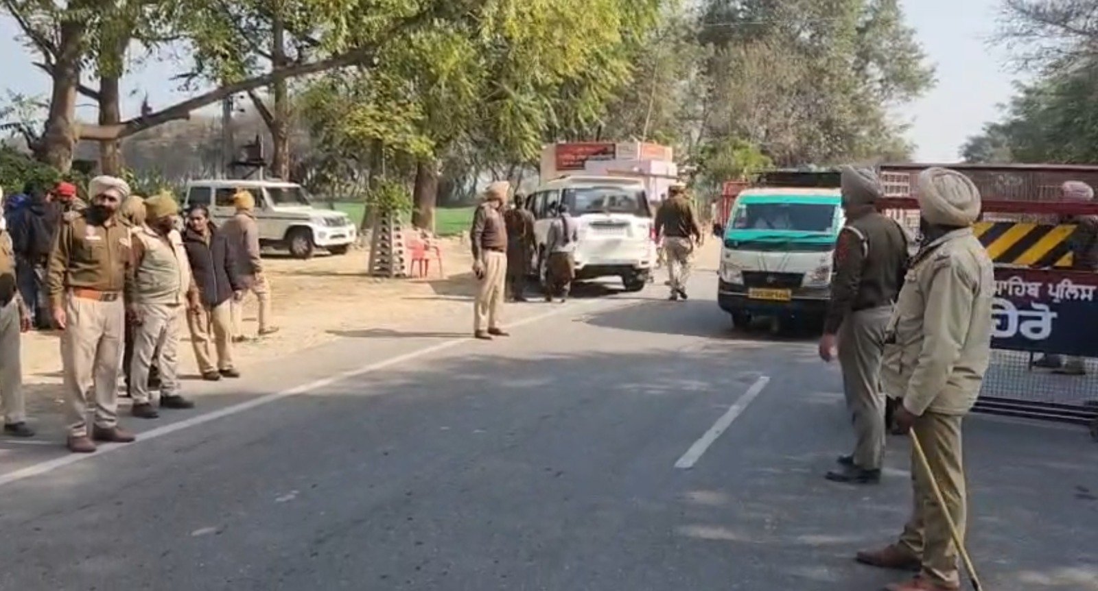 ਗੈਂਗਸਟਰਾਂ ਤੇ ਵਾਰ ਮੁਹਿੰਮ ਤਹਿਤ ਜ਼ਿਲ੍ਹਾ ਸ੍ਰੀ ਮੁਕਤਸਰ ਸਾਹਿਬ ਵਿੱਚ ਪੱਕੇ ਸਰਹੱਦੀ ਨਾਕੇ, ਸਖ਼ਤ ਚੈਕਿੰਗ ਜਾਰੀ