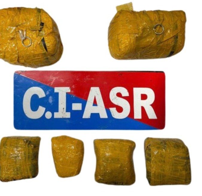 ਪੁਲਿਸ ਨੇ ਤਸਕਰਾਂ ਦੇ ਗਿਰੋਹ ਦਾ ਕੀਤਾ ਪਰਦਾਫਾਸ਼, 6 ਕਿਲੋ ਹੈਰੋਇਨ ਸਮੇਤ ਤਿੰਨ ਮੁਲਜ਼ਮ ਗ੍ਰਿਫ਼ਤਾਰ