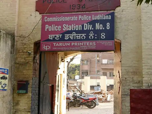 ਲੁਧਿਆਣਾ ਵਿੱਚ, ਇੱਕ ਪ੍ਰੇਮੀ ਨੇ ਇੱਕ ਔਰਤ ਨੂੰ ਕਾਰ ਵਿੱਚ ਬਣਾਇਆ ਬੰਧਕ, 7 ਘੰਟੇ ਸ਼ਹਿਰ ਵਿੱਚ ਘੁੰਮਾਇਆ ਅਤੇ ਫਿਰ…