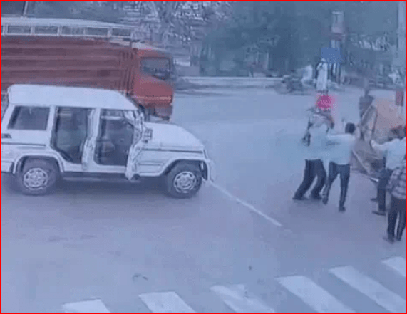 ਕੈਥਲ ਵਿੱਚ ਡਾਕਟਰ ਦੇ ਕਤਲ ਦੀ ਕੋਸ਼ਿਸ਼: ਪਹਿਲਾਂ ਬੋਲੈਰੋ ਨਾਲ ਮਾਰੀ ਟੱਕਰ, ਫਿਰ ਲੋਹੇ ਦੀ ਰਾਡ ਨਾਲ ਕੀਤਾ ਹਮਲਾ