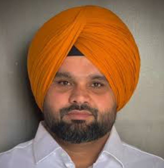 BJP ਨੇਤਾ ਅਤੇ ਮਸ਼ਹੂਰ ਗਾਇਕ ਦੇ ਕਰੀਬੀ ਨੂੰ ਆਈ ਧਮਕੀ ਭਰੀ ਕਾਲ, ਗੈਂਗਸਟਰ ਨੇ 5 ਕਰੋੜ ਦੀ ਮੰਗੀ ਫਿਰੌਤੀ