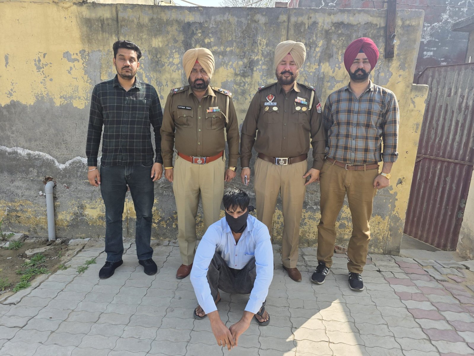 ਨਸ਼ਿਆਂ ਵਿਰੁੱਧ ਮੁਹਿੰਮ ਤਹਿਤ ਵੱਡੀ ਕਾਰਵਾਈ, 3 ਕਿਲੋ ਅਫੀਮ ਸਮੇਤ ਇਕ ਵਿਅਕਤੀ ਗ੍ਰਿਫ਼ਤਾਰ